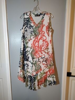GENERATION Y Sleeveless V-Neck Mini Dress - White with Coral, Navy & Olive